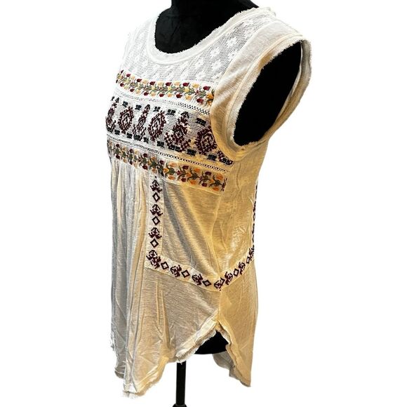 Free People Cream Sleeveless Embellished Blouse - Picture 4 of 15